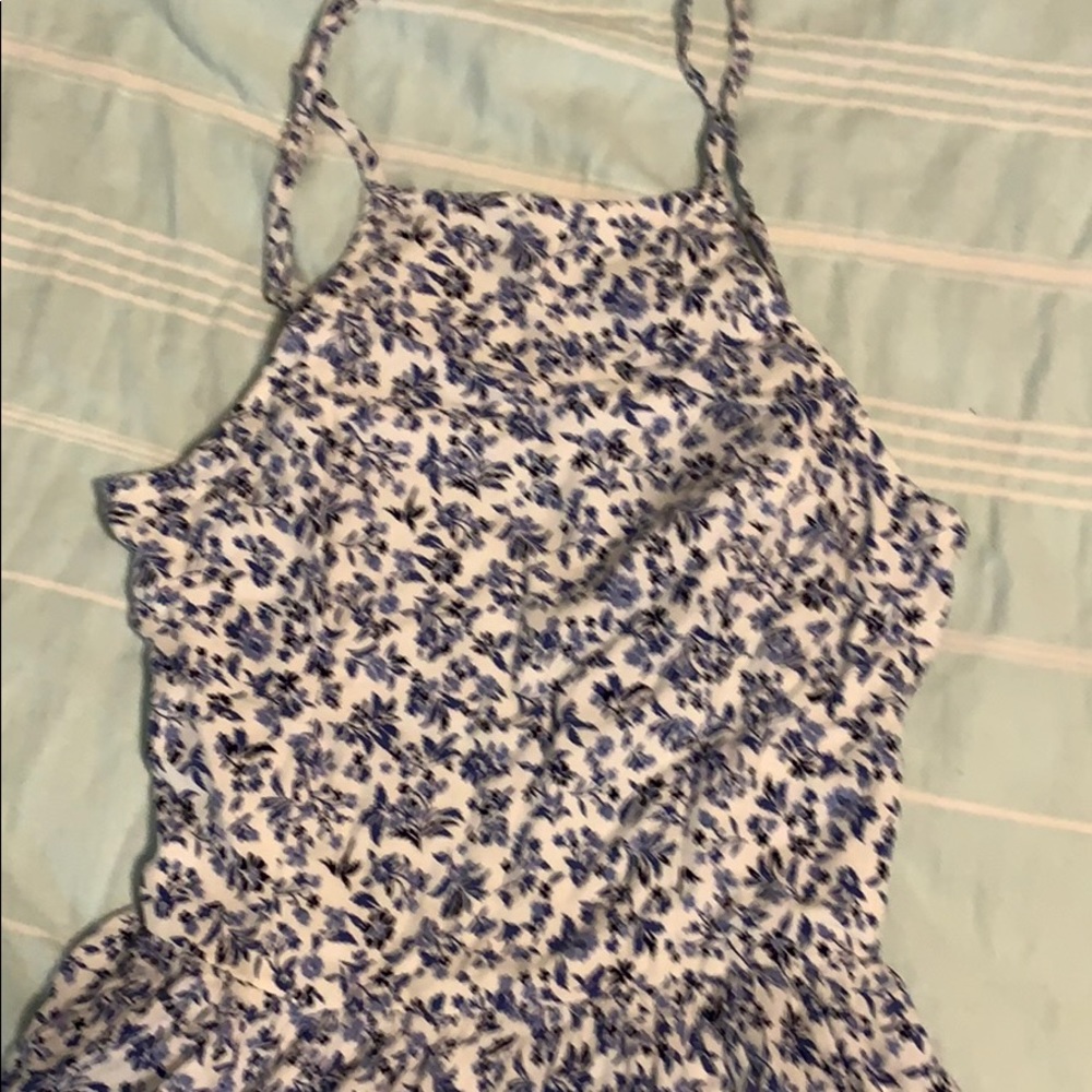 Dress - Picture 2 of 4